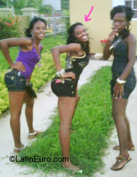 Date this funny Jamaica girl Munchi from Montego Bay JM674