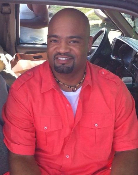 Date this delightful United States man Ira from Chicago US12789