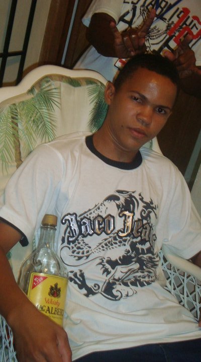 Date this hard body Dominican Republic man Freddy20 from Santiago DO10932
