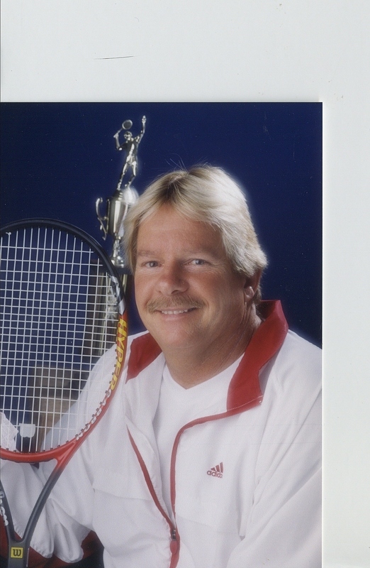 Date this funny United States man Joem from Laguna Beach US12837