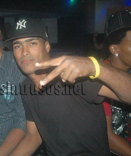 Date this athletic Dominican Republic man Efrain from Los Reyes DO11200