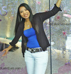 delightful Philippines girl Maria from Singapore PH498