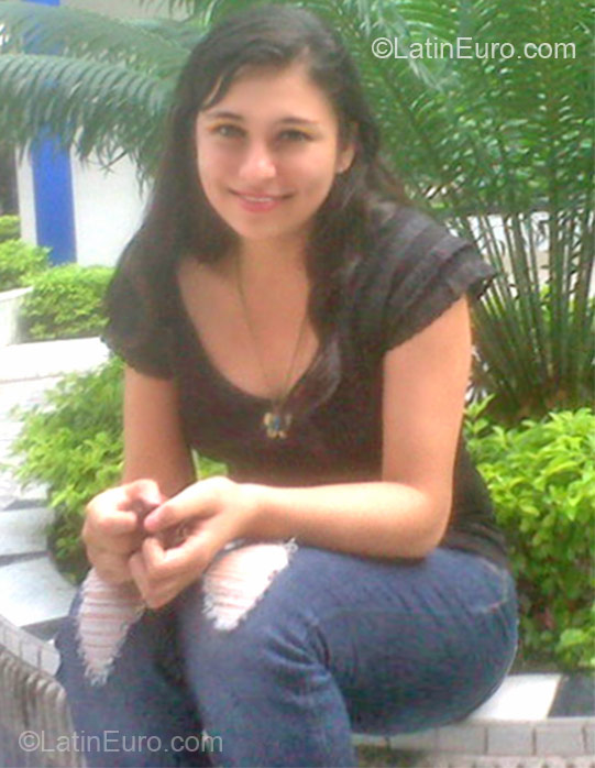 Date this passionate Peru girl Katherine from Tarapoto PE639