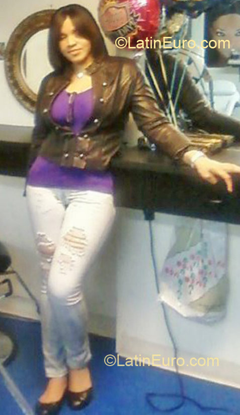 Date this georgeous United States girl Amelia from Bronx US13324