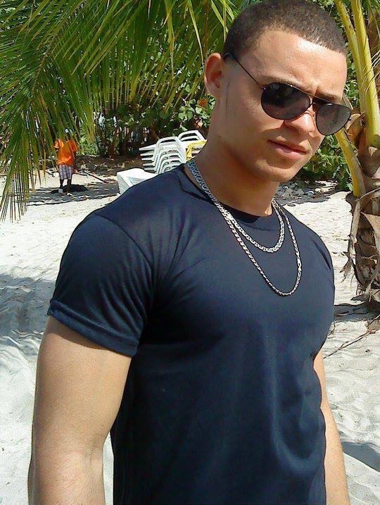 Date this nice looking Dominican Republic man Febli alnaldo s from Santo Domingo DO11800