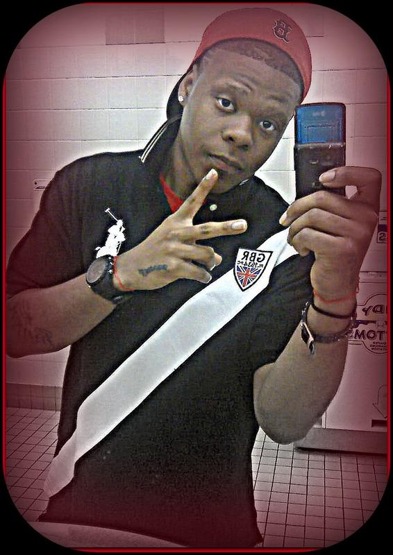 Date this athletic United States man Dewon from Passion US13380