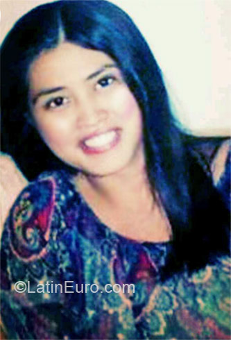 Date this sultry Philippines girl Manila from Manila PH493