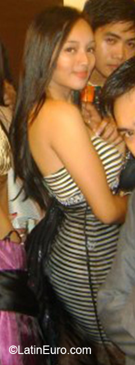 Date this tall Philippines girl Eulu from Tacloban PH499