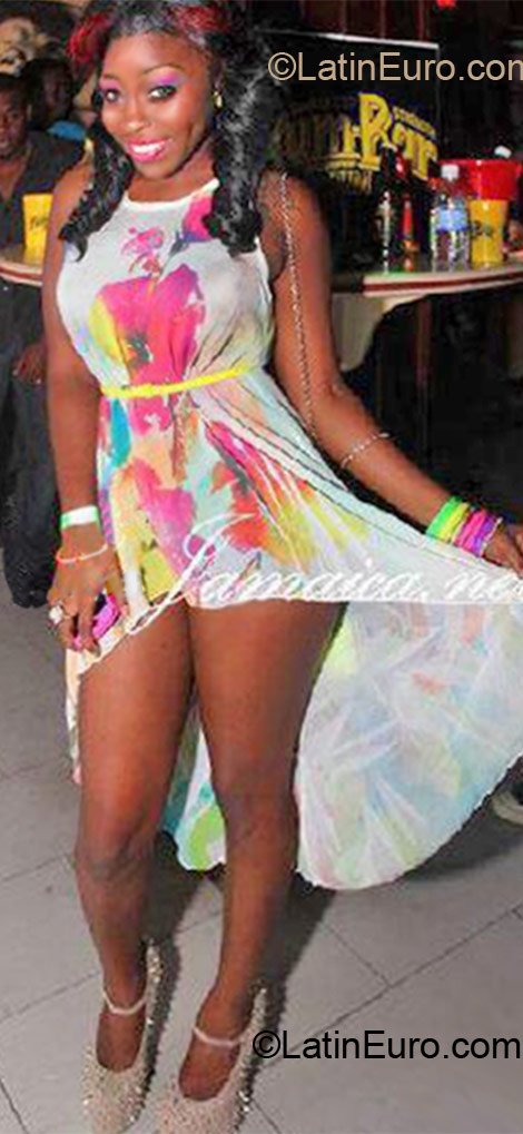 Date this good-looking Jamaica girl Toocute from Ocho Rios JM624