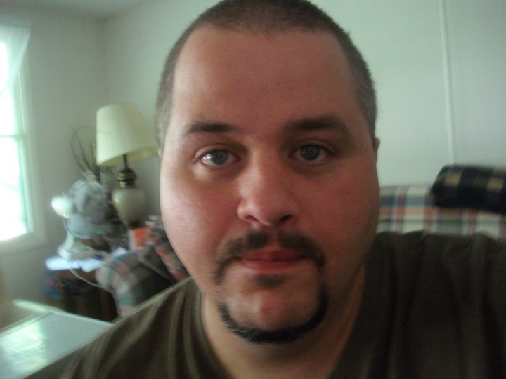 Date this passionate United States man Livefree18202ya from Syracuse US13484