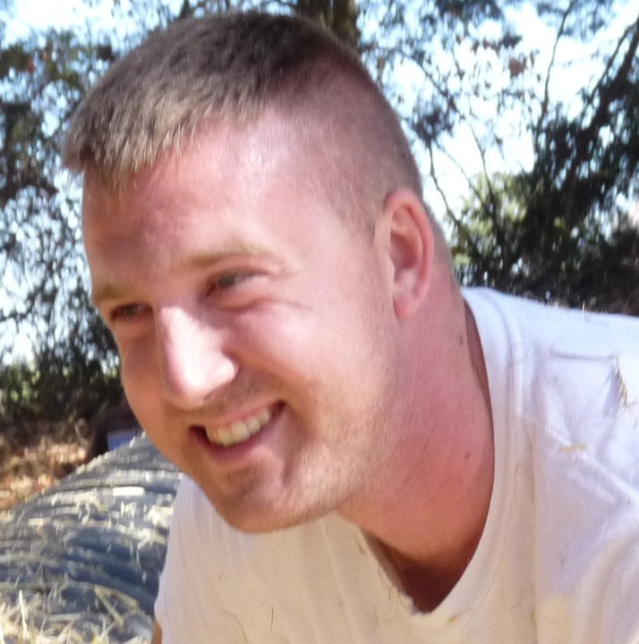 Date this attractive United States man T_force from New York US13490