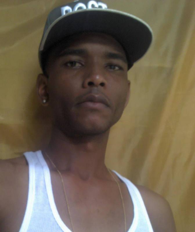 Date this passionate Dominican Republic man Carlos julio from Alemania DO12175