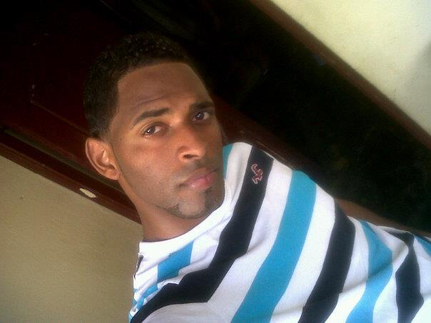 Date this young Dominican Republic man Edwin from Santo Domingo DO12193