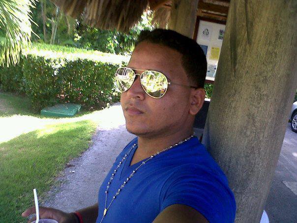 Date this nice looking Dominican Republic man Bombon16 from Santo Domingo DO12566