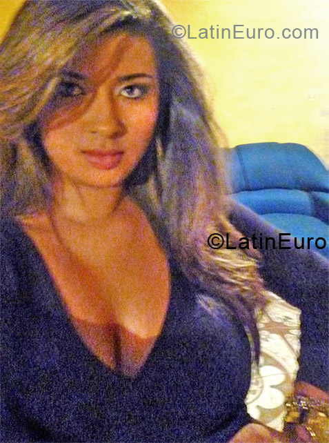 Date this funny Brazil girl Magda from Belo Horizonte BR7133