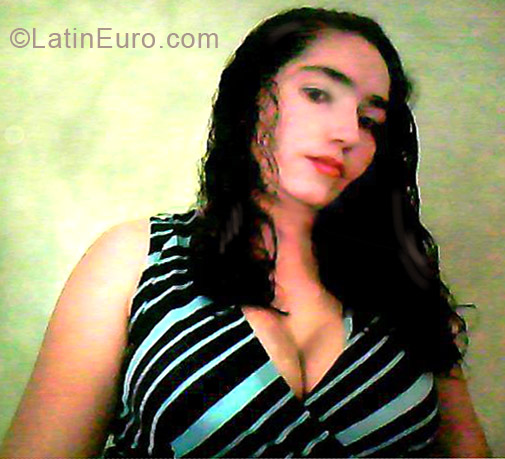 Date this pretty Honduras girl Blanca from San Padro Sula HN767