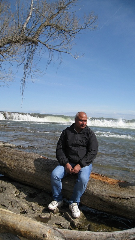 Date this athletic United States man Naren from Miami US13652