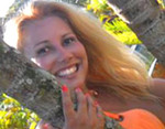 happy Brazil girl Thayse from Juiz De Fora BR7214
