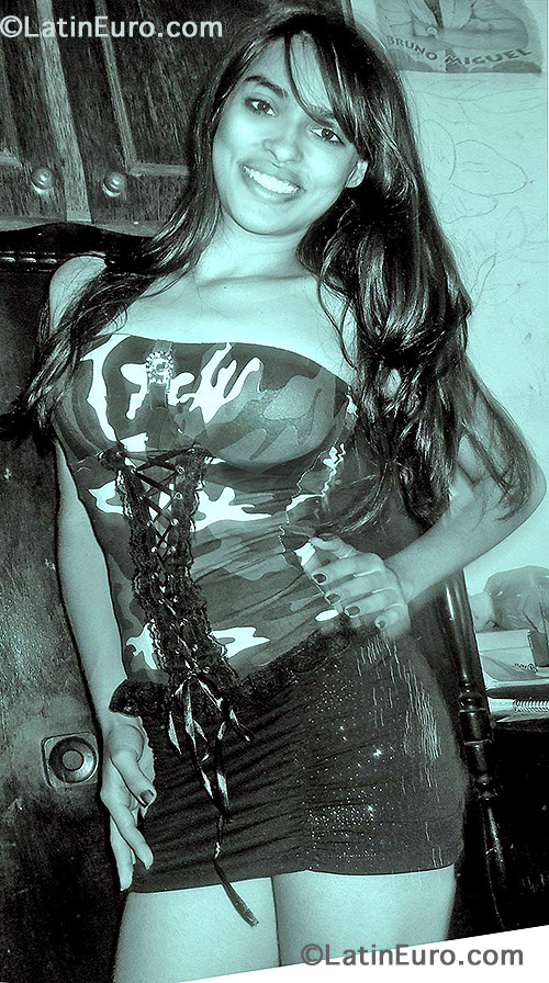 Date this stunning Brazil girl Nina from Belo Horizonte BR7224