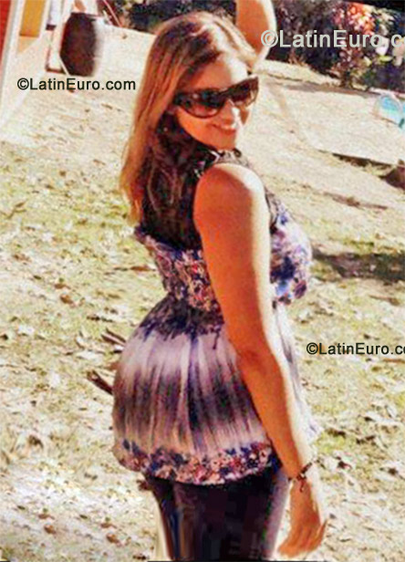 Date this lovely Brazil girl Marlete from Brasilia BR7237