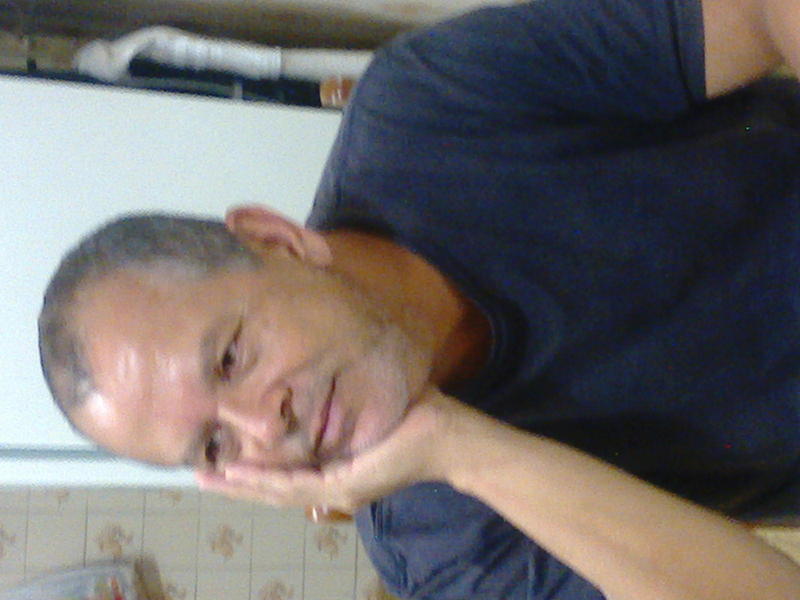 Date this happy Brazil man Cesar from Volta Redonda BR7296
