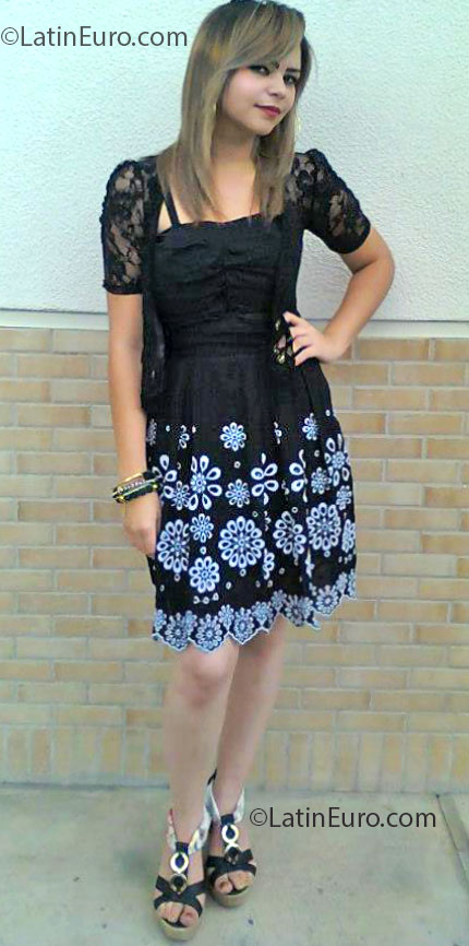 Date this tall Brazil girl Leticia from Recife BR7334