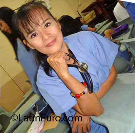 Date this delightful Philippines girl Librada from Manila PH536