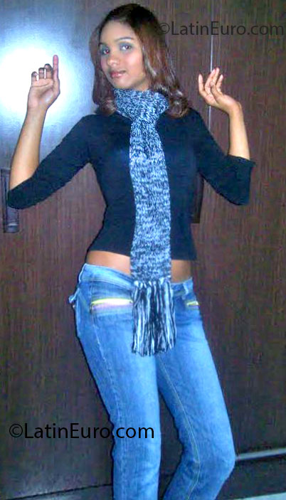 Date this tall Brazil girl Kallyany from Brasilia BR7387