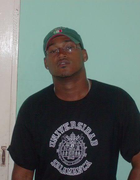 Date this sensual Dominican Republic man Cesar from Republica Dominicana DO14172