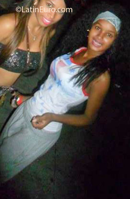 Date this young Dominican Republic girl Merice from Santo Domingo DO21874