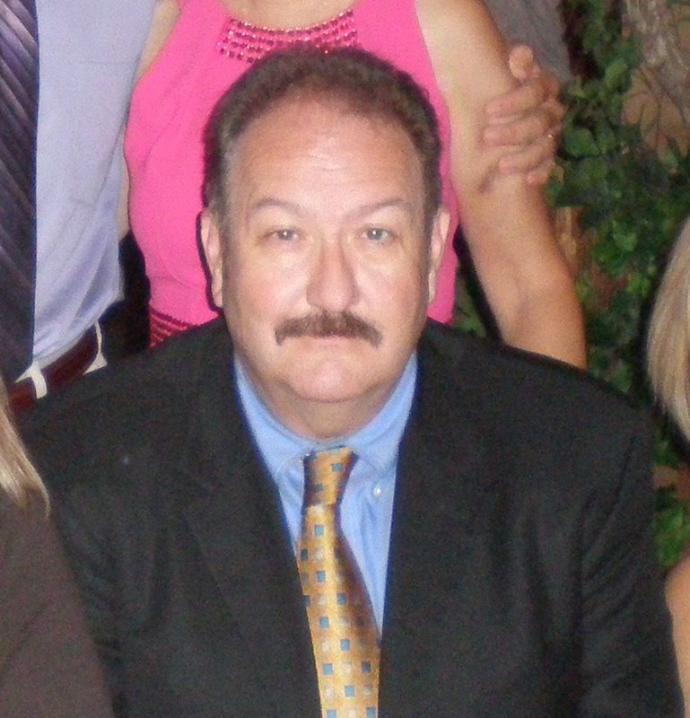 Date this stunning United States man Gr8m8 from Brea US14036