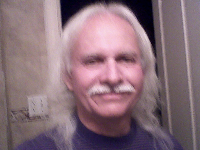 Date this foxy United States man JERRY from Saint Petersburg US14040