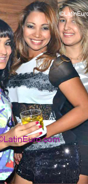 Date this sultry Brazil girl Adriana from Cuiaba BR7611