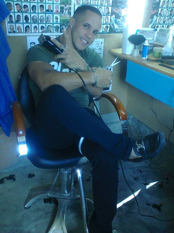 Date this tall Dominican Republic man Cesar from Europa DO15274