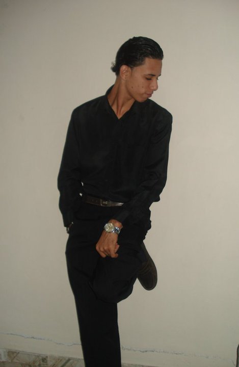 Date this hot United States man ROBERTO CARLOS from Santiago US14145