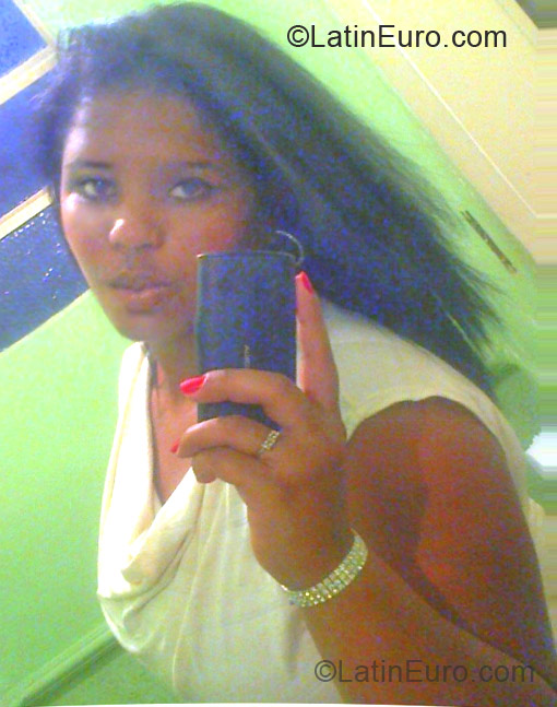 Date this passionate Brazil girl Brenda from Belo Horizonte BR7738