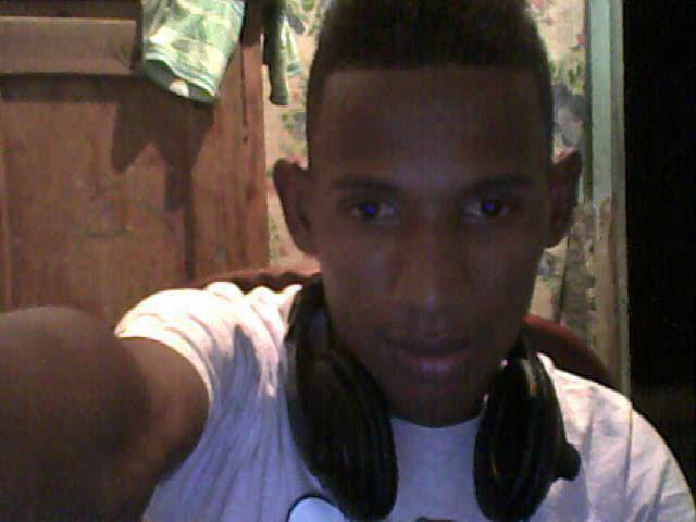 Date this good-looking Dominican Republic man Jerson from Santo Domingo DO16186