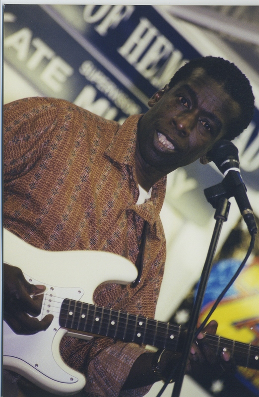 Date this tall United States man Guitarman13 from Long Island US14365