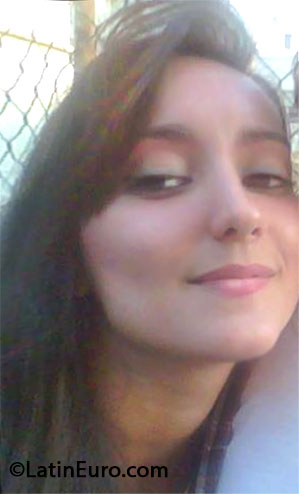 Date this passionate Brazil girl Aline from Rio De Janeiro BR7946