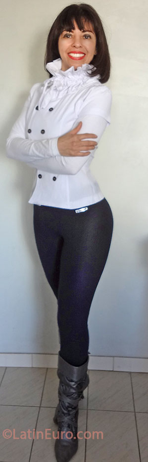 Date this georgeous Brazil girl Marcia from Curitiba BR7963