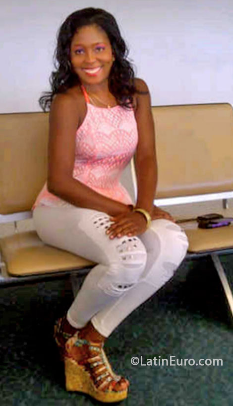 Date this lovely United States girl Tamar from Bronx US21397