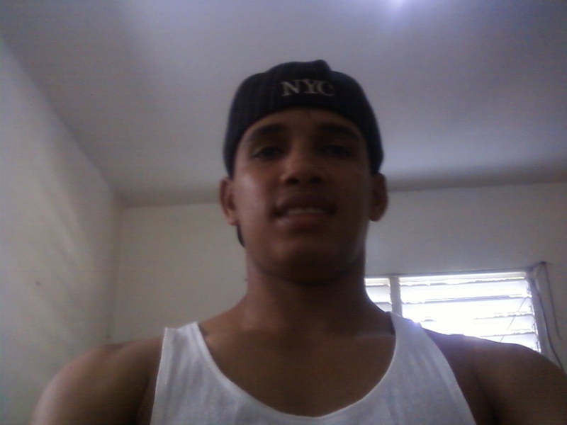 Date this cute Dominican Republic man Deivi from Santo Domingo DO16862