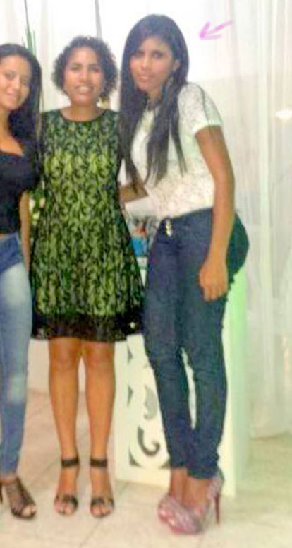 Date this young Brazil girl Josiene from Rio De Janeiro BR8020