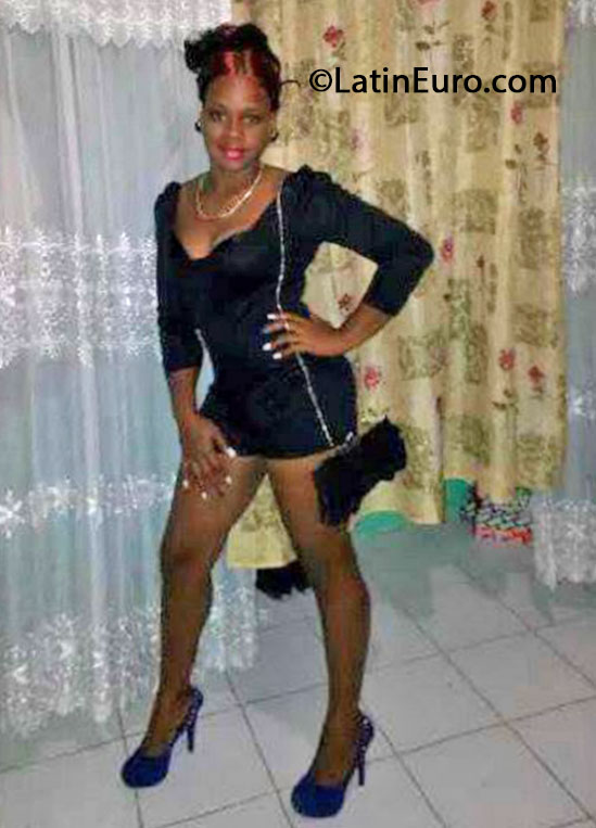 Date this exotic Jamaica girl Shamel from St. Mary JM1294