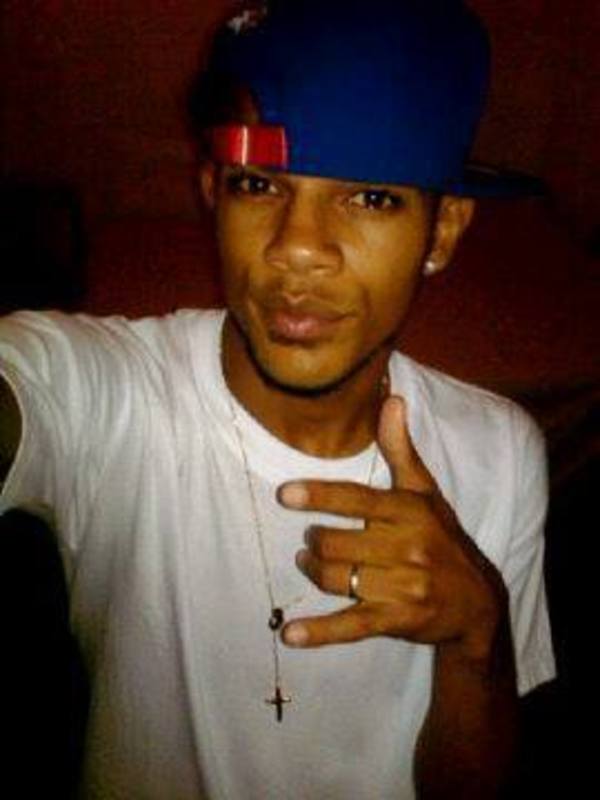 Date this hard body Dominican Republic man Adrian from Santo Domingo DO17409