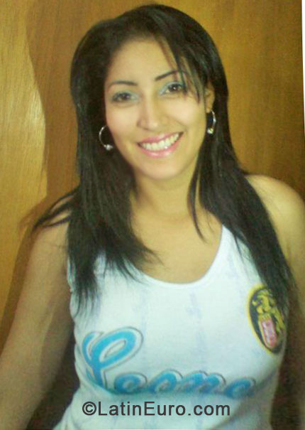 Date this hot Panama girl Dubelys from Panama PA363