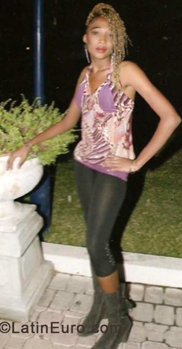 Date this beautiful Jamaica girl Grace from Kingston JM1358
