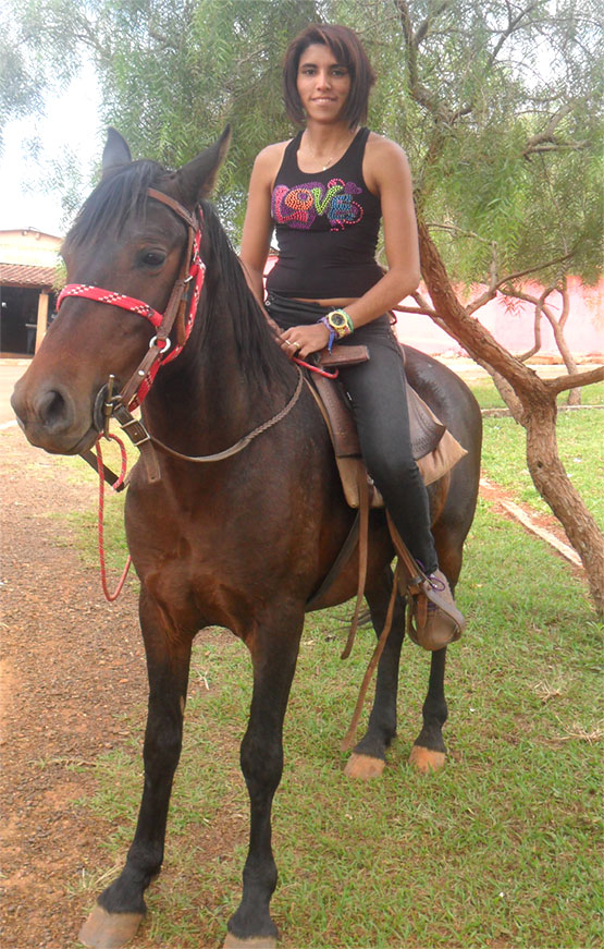 Date this lovely Brazil girl Danili from Pontal BR8222
