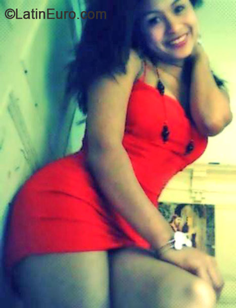 Date this funny Peru girl Elvina from Lima PE855