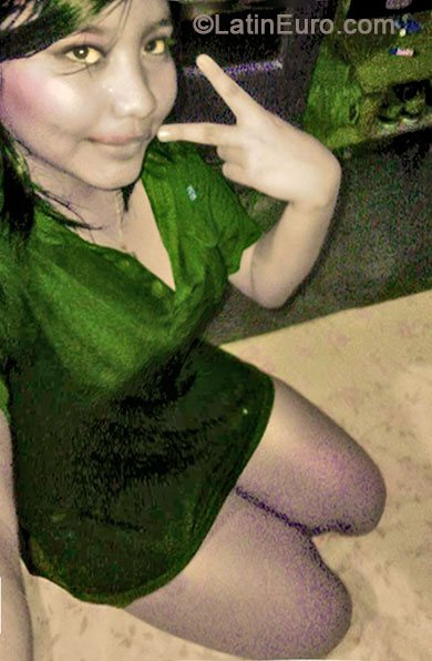 Date this young Mexico girl Alexis Martinez from Oaxaca MX1246